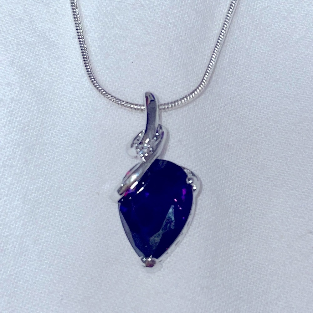 925 Sterling Silver Amethyst Teardrop pendant necklace lobster clasp 24”